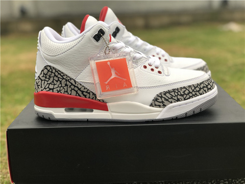 AJ3 Hurricane Broken White Cement Original level_ number 136064-116. 40.5 --- 48-d71c0019